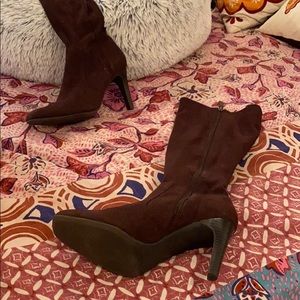 Isaac Mizrahi: 3.5” heel. Knee high. Faux Suede